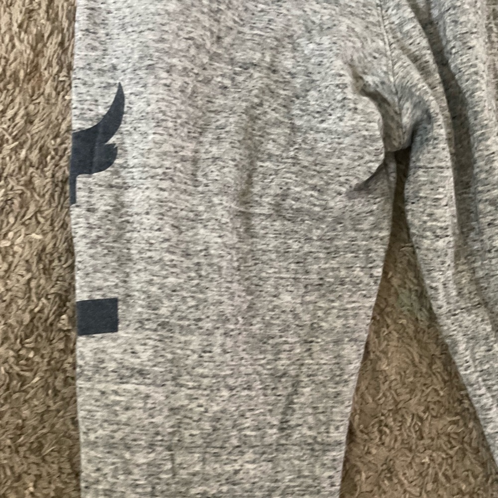 Men’s used project rock under armour joggers grey size L large sweat pants - Picture 4 of 4